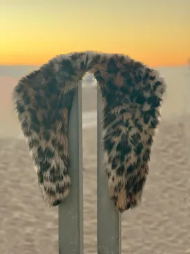 LEOPARD PAP COLLAR